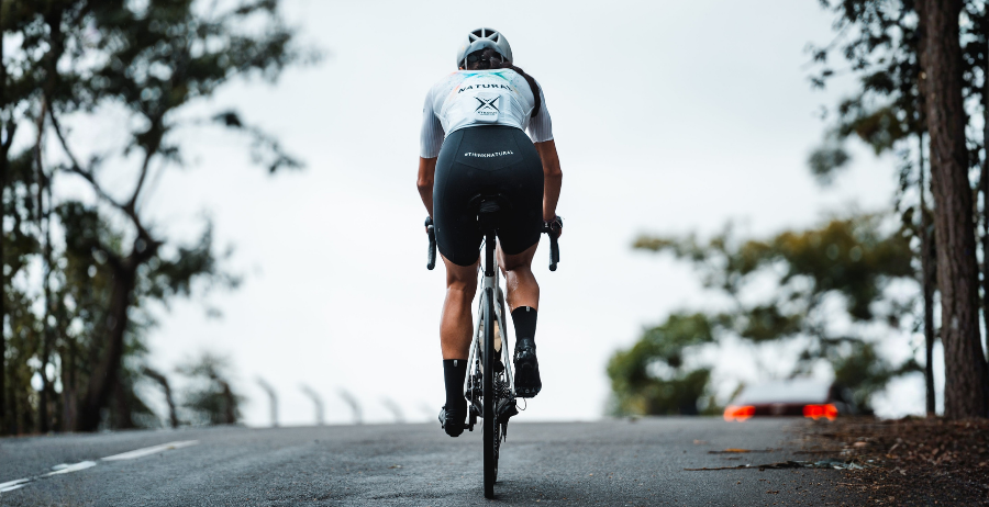 Los beneficios de los suplementos naturales en ciclistas de larga distancia